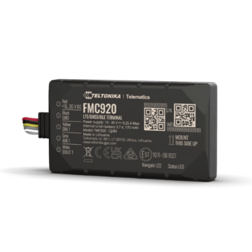 تصویر  ردیاب خودروییTeltonika مدل FMC920 4G 